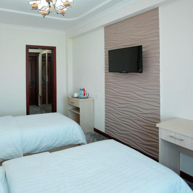 Orzu Hotel Наманган Екстер'єр фото